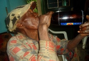 Ishyano riragwira: Muganga yanyandikiye&nbsp;amazi