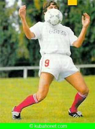 Croatia:Umukinnyi yahitanywe n&rsquo;umutima kubera umupira wo ku&nbsp;gituza