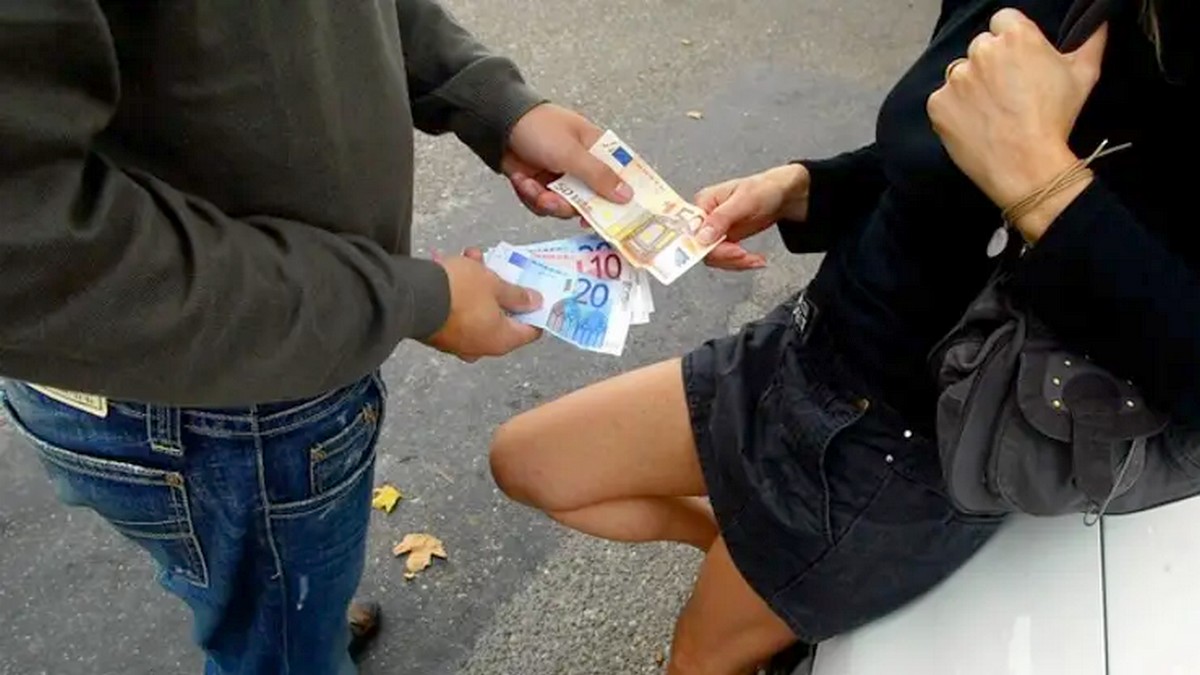 France-Prostitution: Elles se vendent pour maximiser leur capital-séduction!